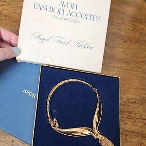 Avon Gold Elegance Necklace